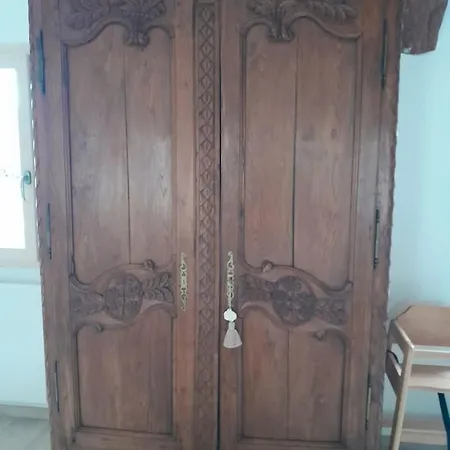 Maison Charmante A Avec Grand Jardin Nyaraló *