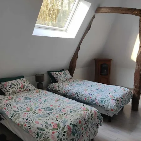 Maison Charmante à Avec Grand Jardin *