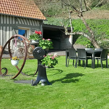 Maison Charmante à Avec Grand Jardin Hébergement de vacances
