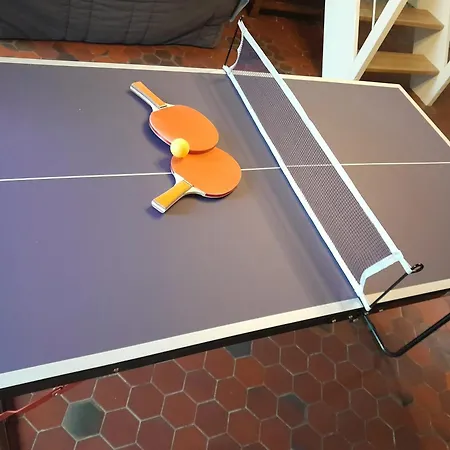 Maison Charmante A Avec Grand Jardin Nyaraló *