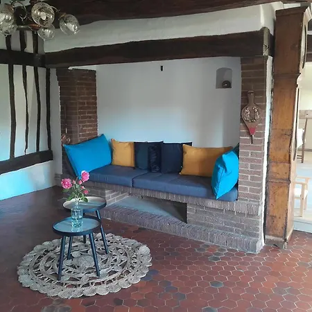 Maison Charmante à Avec Grand Jardin Hébergement de vacances
