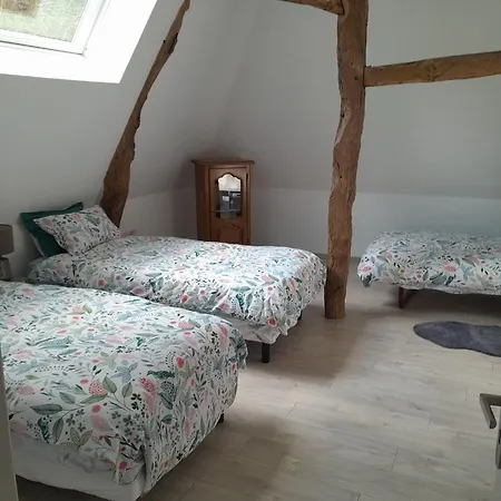 Holiday home Maison Charmante A Avec Grand Jardin