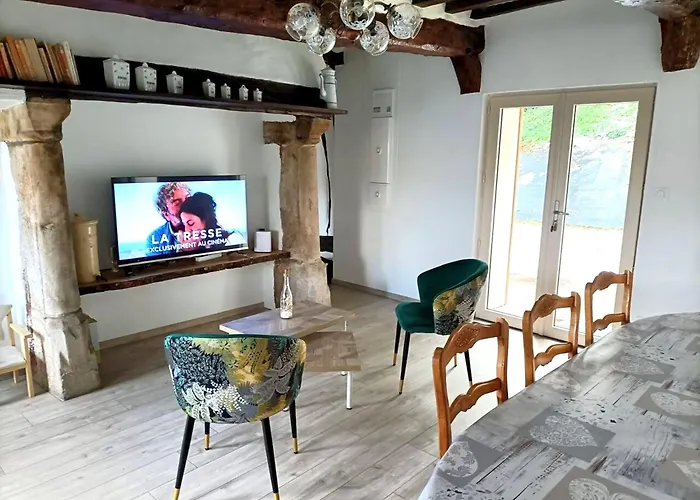 Maison Charmante A Avec Grand Jardin Holiday home *