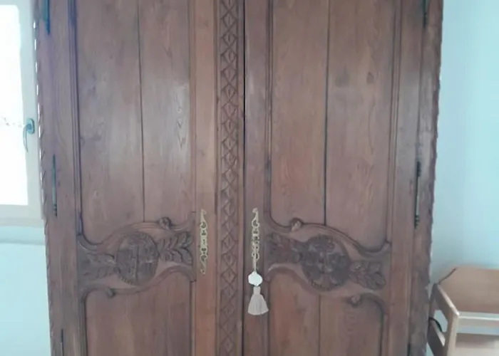 Maison Charmante A Avec Grand Jardin Holiday home *