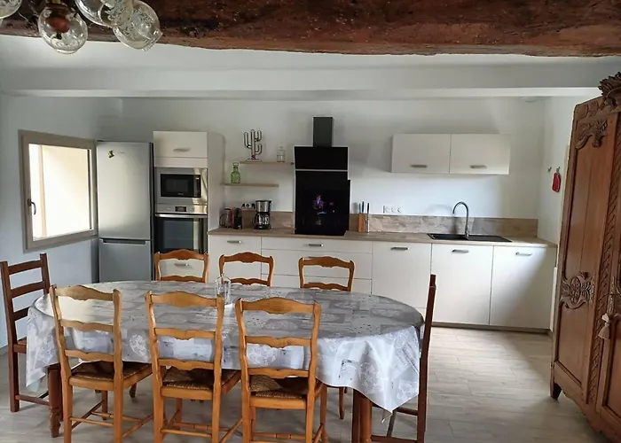 Maison Charmante A Avec Grand Jardin Holiday home