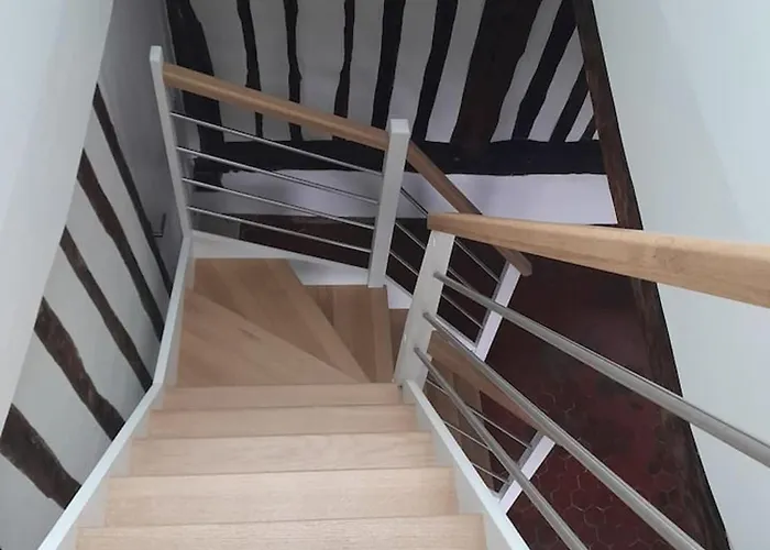 Holiday home Maison Charmante A Avec Grand Jardin *