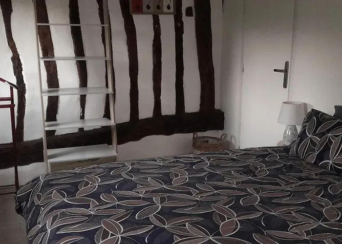 Maison Charmante A Avec Grand Jardin Holiday home